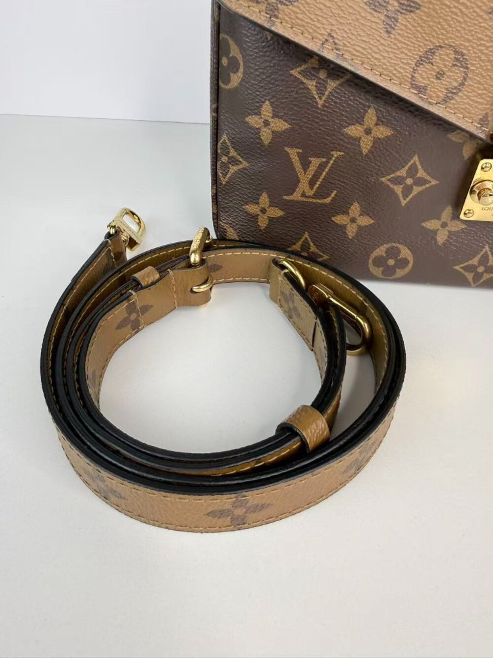 Louis Vuitton Pochette Métis MM Monogram Reverse Canvas Crossbody Shoulder Bag - Picture 9 of 13